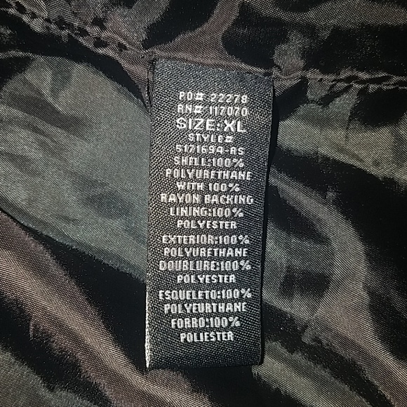 Brand new jacket - Picture 8 of 8